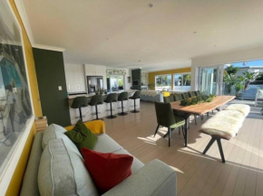 Luxury Seaside Village Resort, Auckland